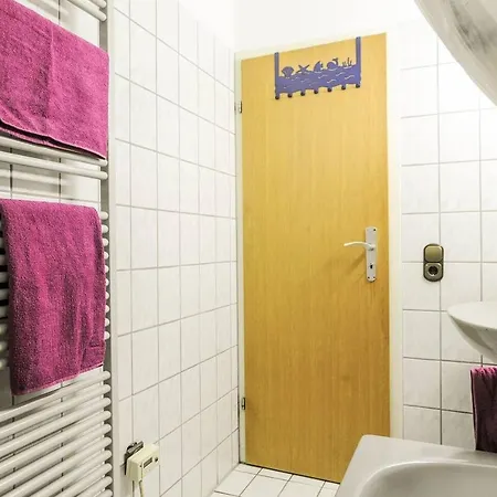 Ferienwohnung Idylle Am Waldrand *